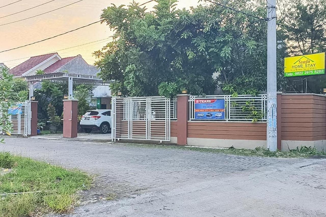 Syafa Homestay Syariah Mitra Reddoorz Tuban  Exterior foto